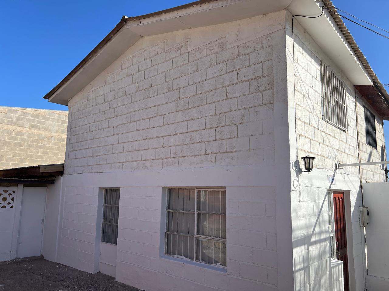  POBLACION LOS VOLCANES - CASA REFACCIONADA.-