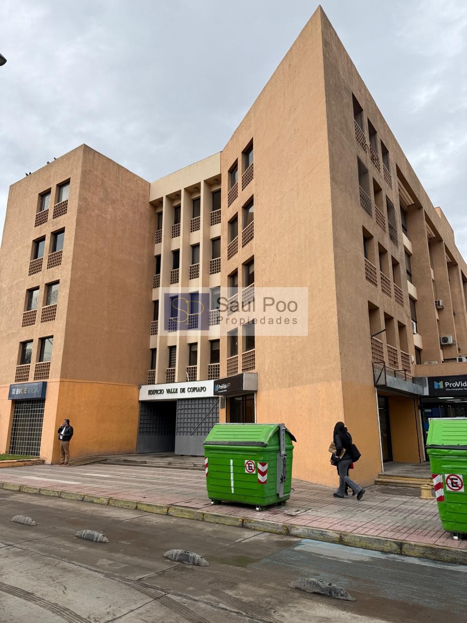OFICINA EDIFICIO VALLE COPIAPO- REMODELADA