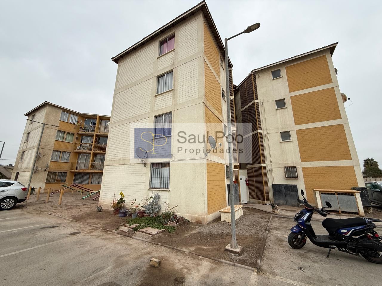 CONDOMINIO LUIS BOGDANIC II.-