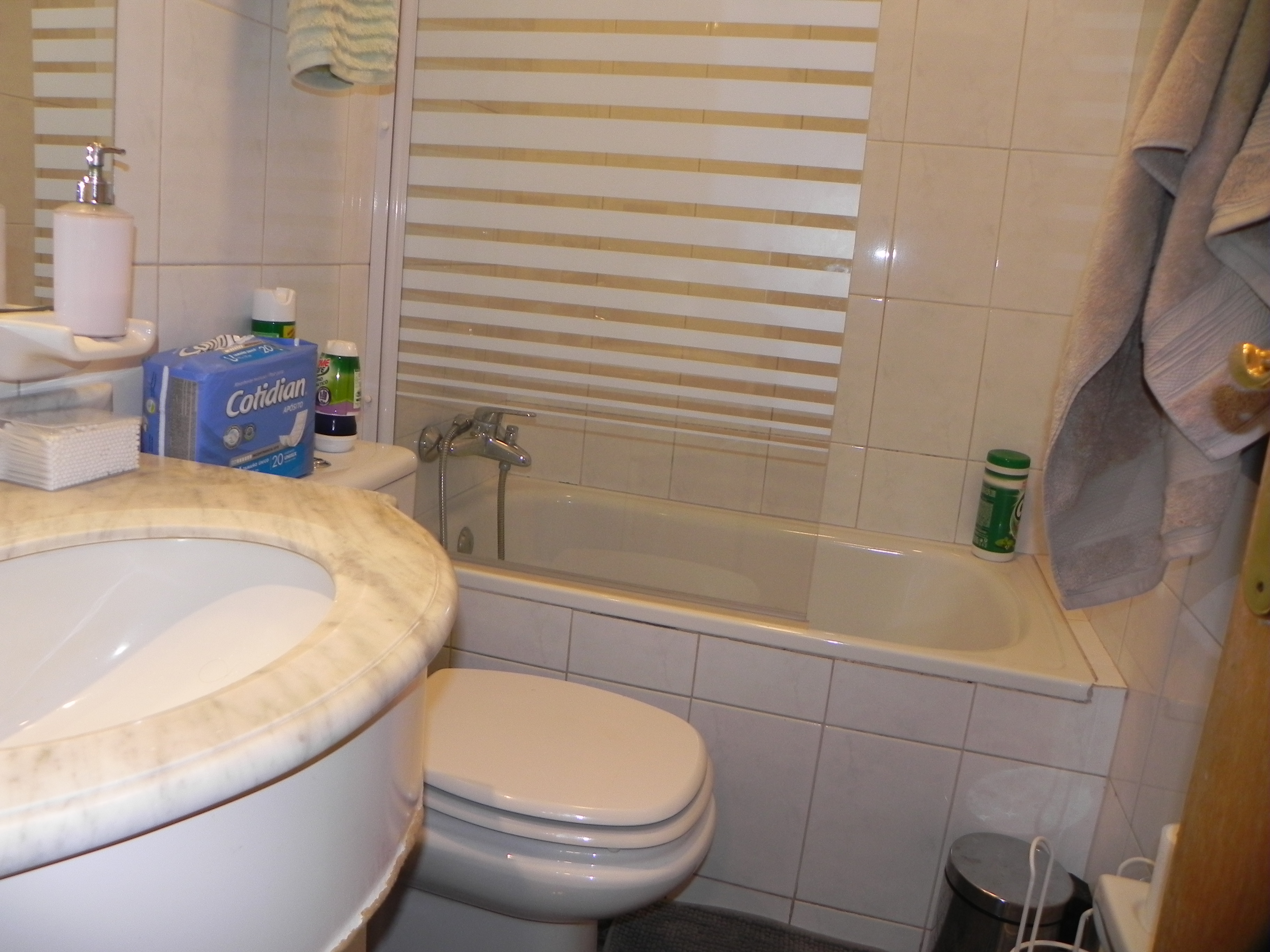 GRAN CASA SECTOR RESIDENCIAL - CALLE SAN ROMAN.-