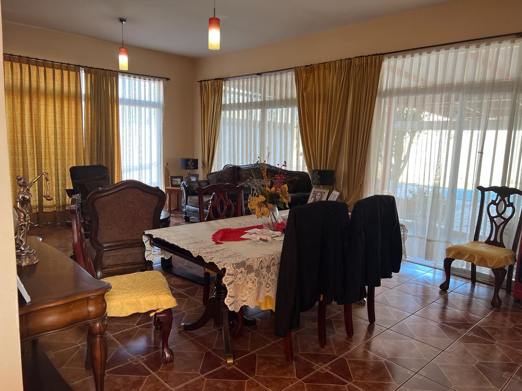 GRAN CASA HUESPEDES O EMPRESAS.-