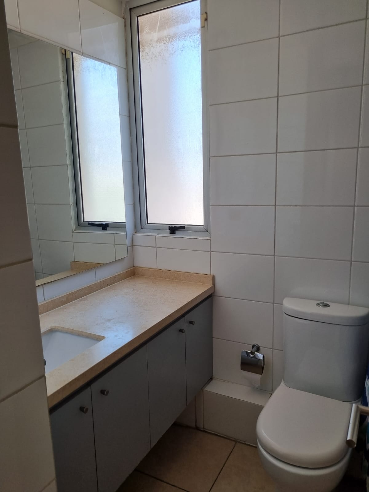 EXCELENTE DEPTO EDIFICIO LOS GOBERNANTES