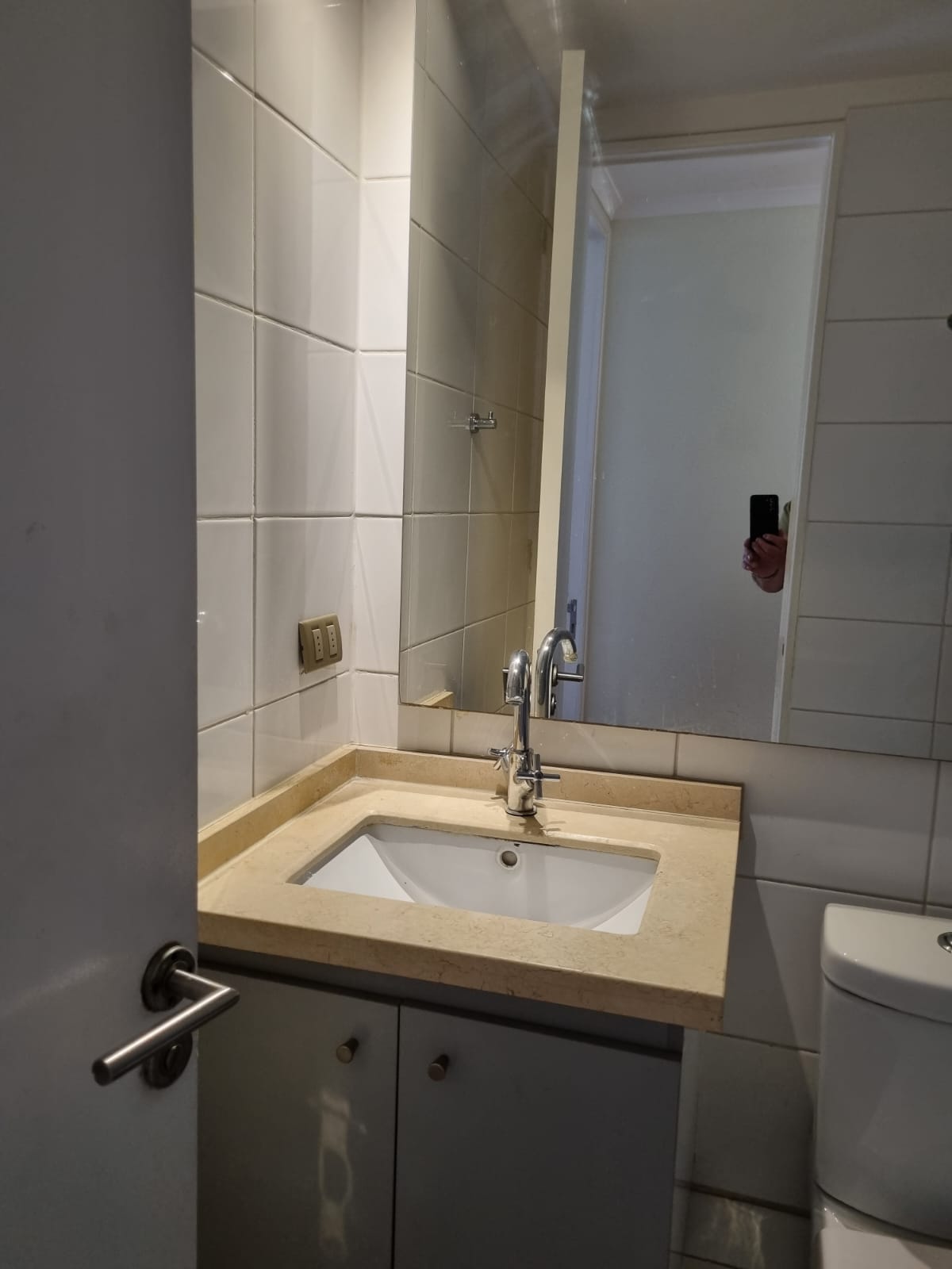 EXCELENTE DEPTO EDIFICIO LOS GOBERNANTES