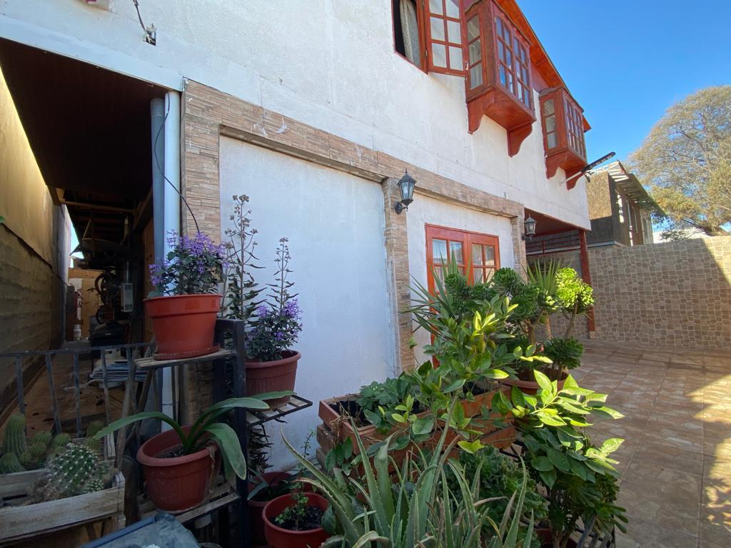 GRAN CASA SANTA ELVIRA - VENTA SOLO DE CONTADO.-