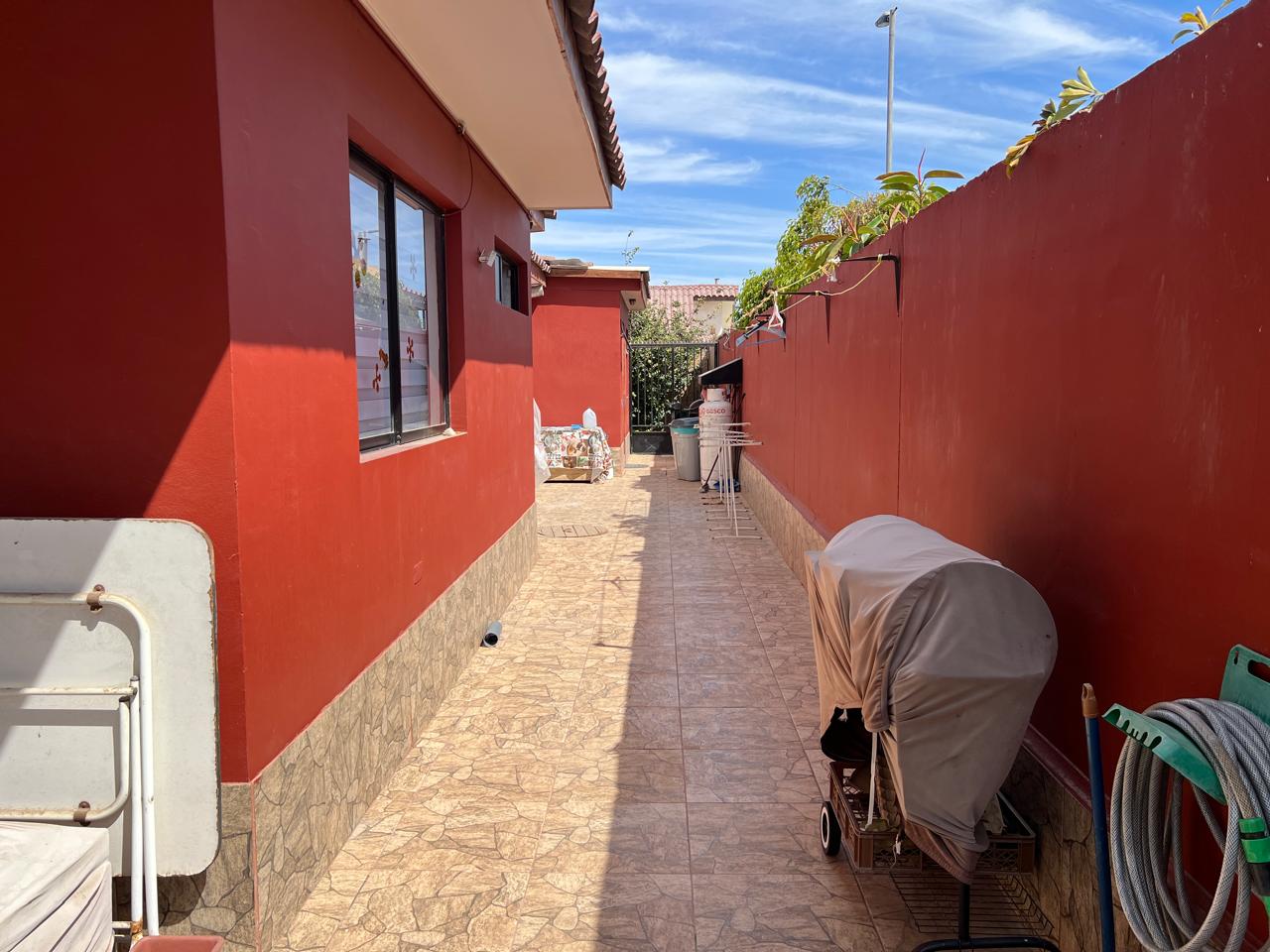 HERMOSA  Y GRAN CASA EN CONDOMINIO EXCLUSIVO.- COPIAPO