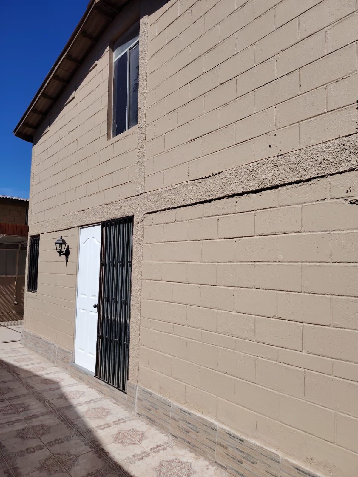 ARRIENDO CASA REFACCIONADA 2 PISOS- EL PALOMAR