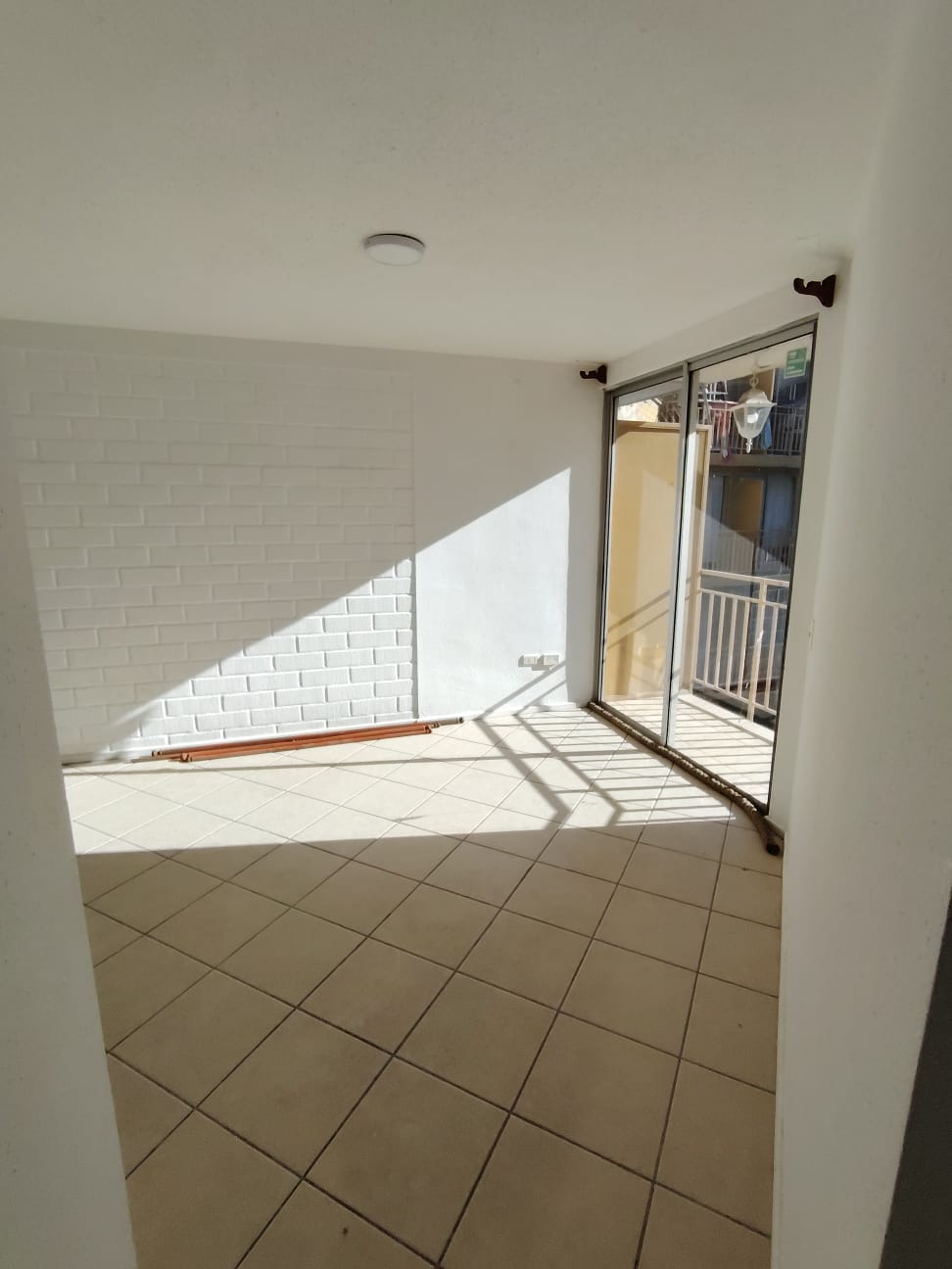 CONDOMINIO TRES PUNTAS.-