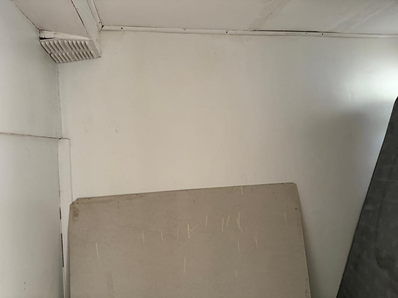 SOLO EMPRESAS - GRAN HOSTAL - AV. CIRCUNVALACION.-