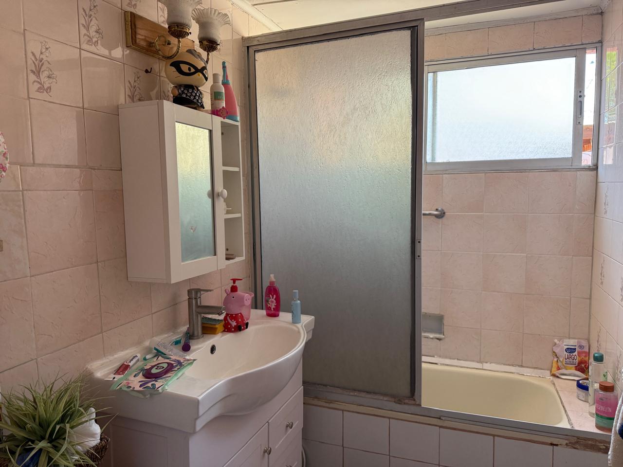 EXCELENTE INVERSION A PASOS DE TRIBUNALES.-