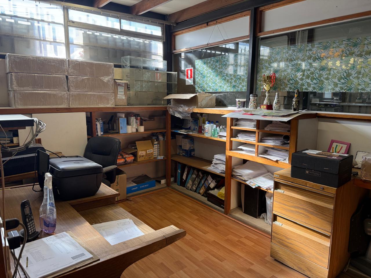 LOCAL COMERCIAL-PREFERENTEMENTE FARMACIA