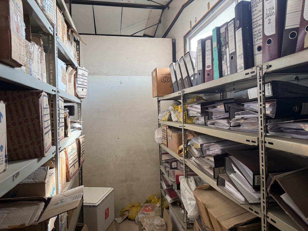 LOCAL COMERCIAL-PREFERENTEMENTE FARMACIA