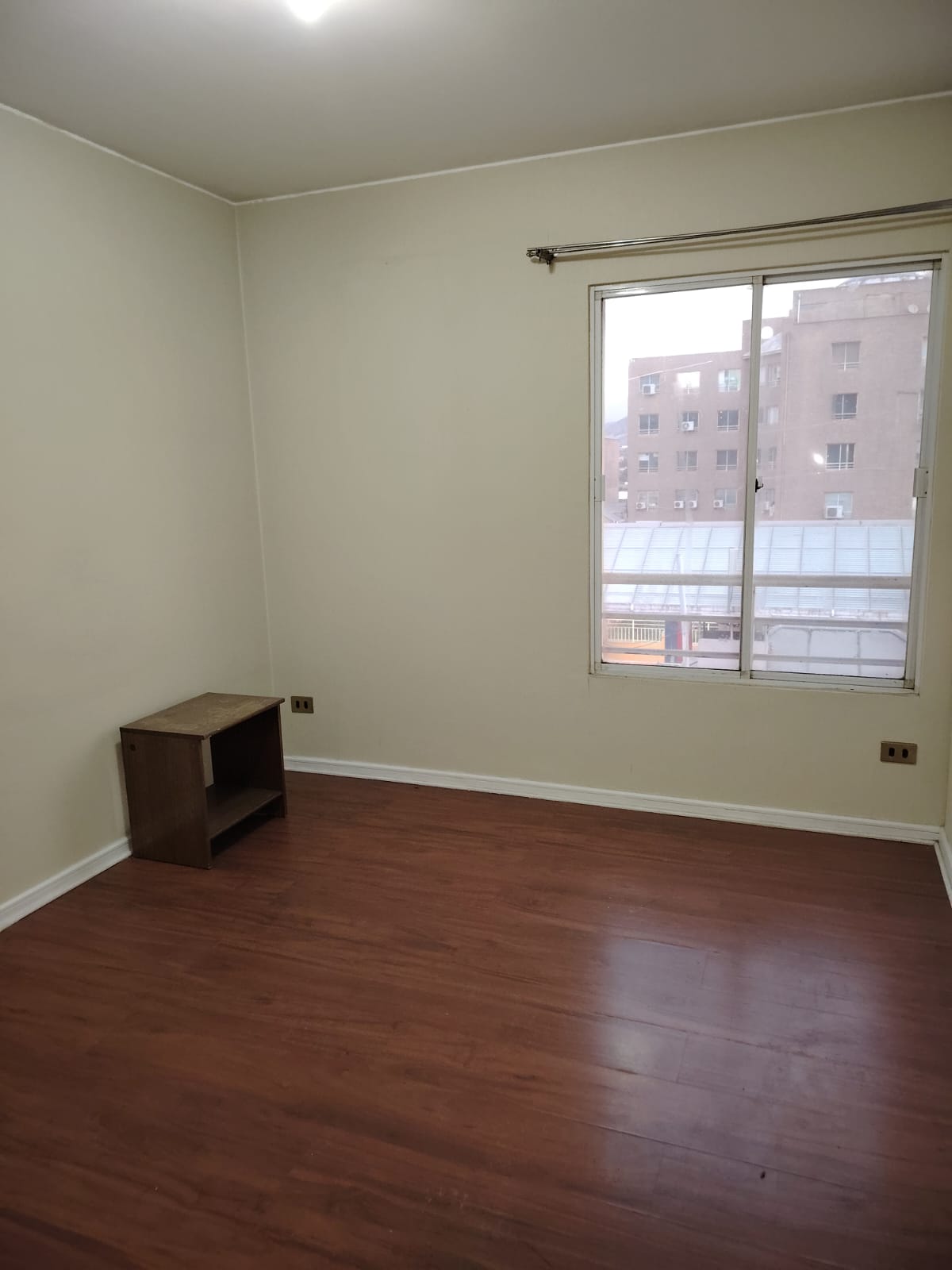 EDIFICIO PLAZA REAL - DEPARTAMENTO.-