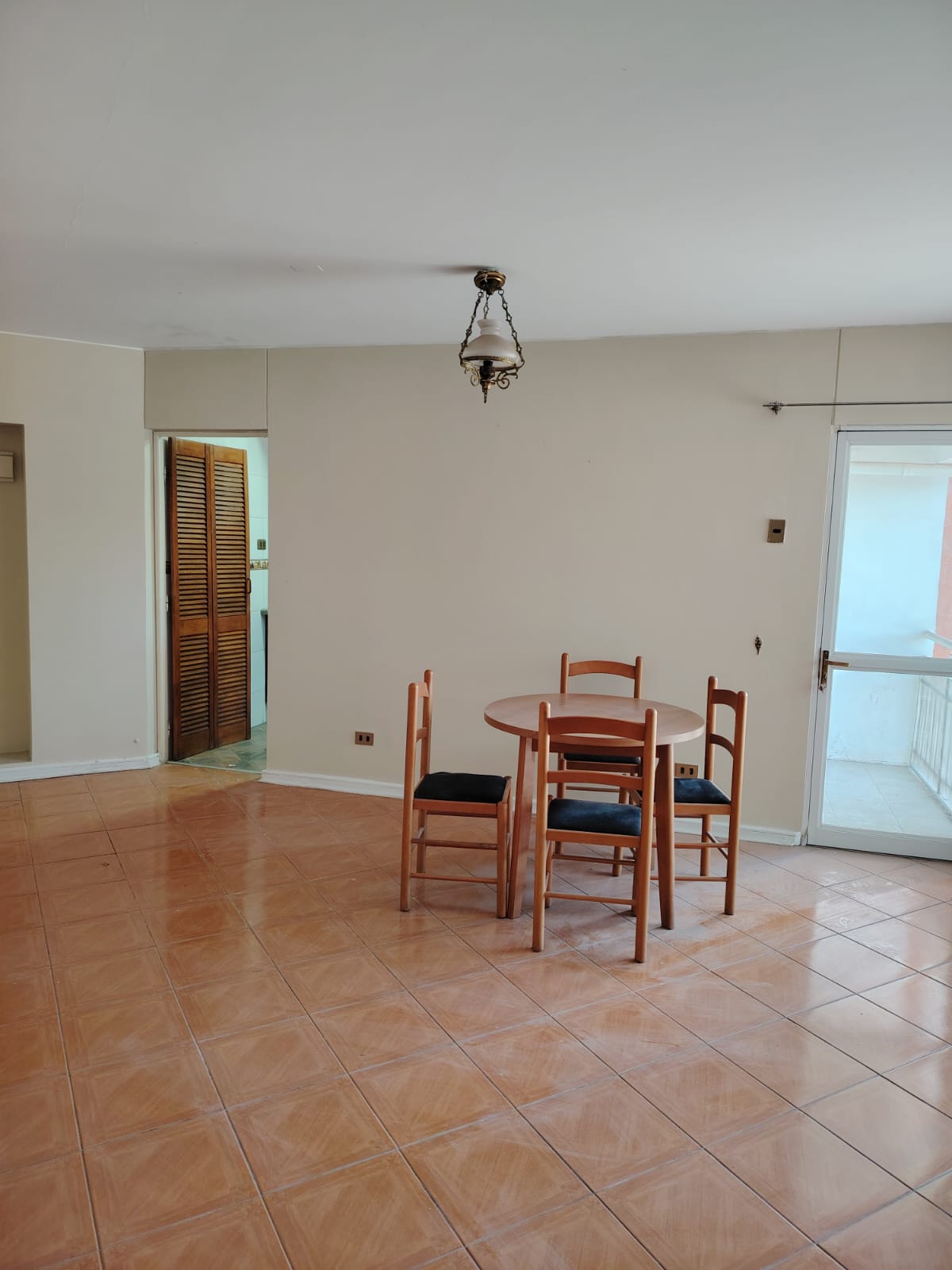 EDIFICIO PLAZA REAL - DEPARTAMENTO.-