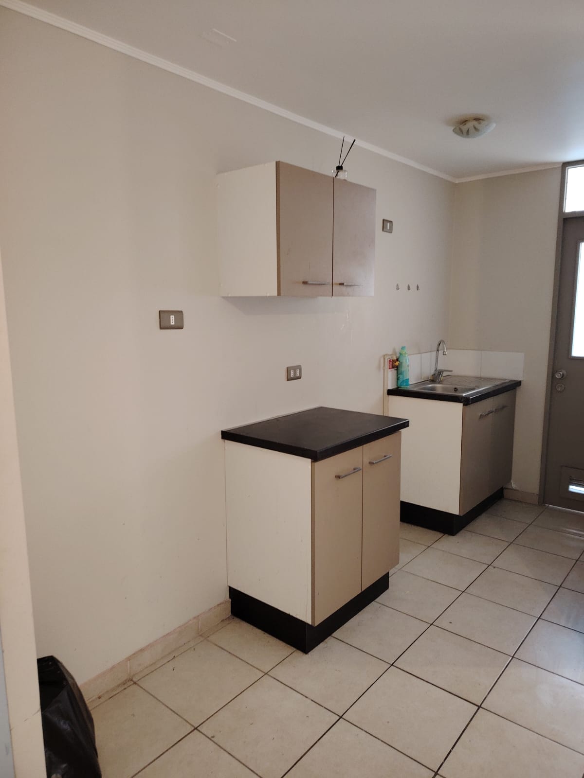 EXCELENTE DEPTO. PRIMER PISO COND.NUEVO SOL (FRENTE COLEGIO SAN AGUSTIN)