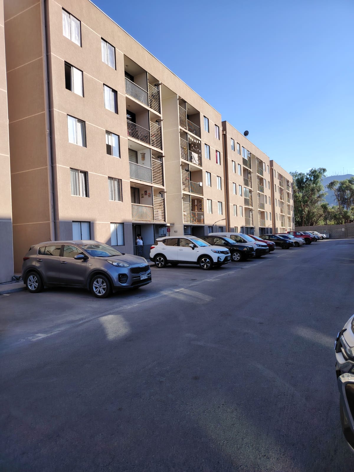 EXCELENTE DEPTO. PRIMER PISO COND.NUEVO SOL (FRENTE COLEGIO SAN AGUSTIN)