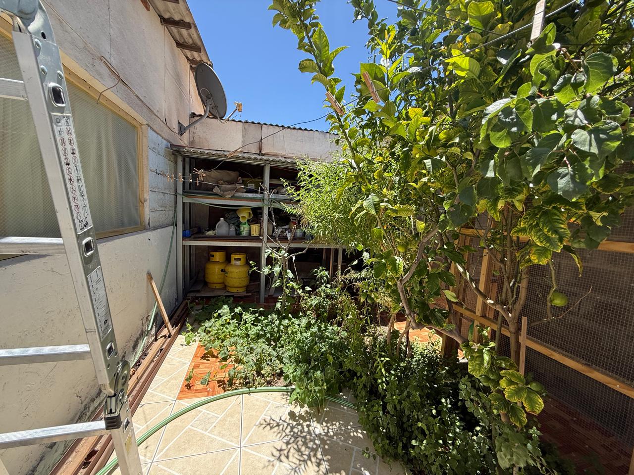 CASA VILLA LOS SALARES-FRENTE AL AGRO