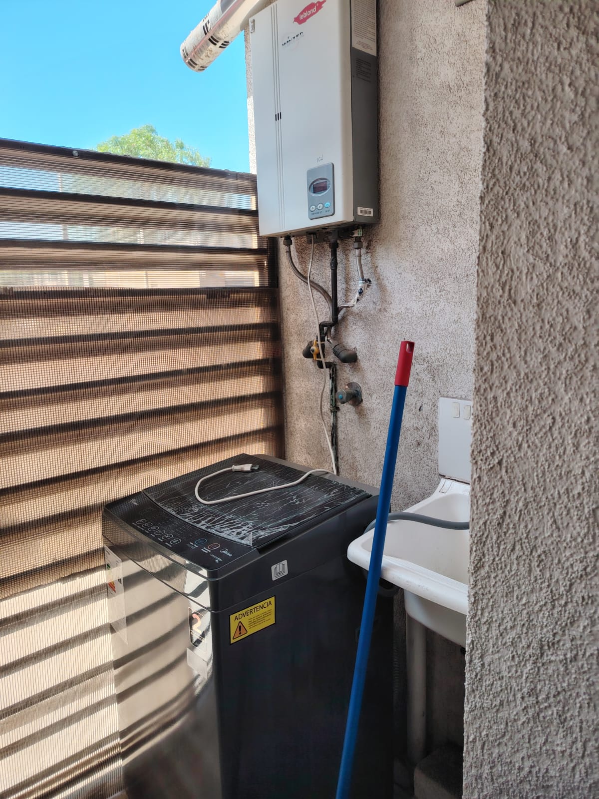 CONDOMINIO NUEVO SOL - LINDO DEPTO. AMOBLADO.-