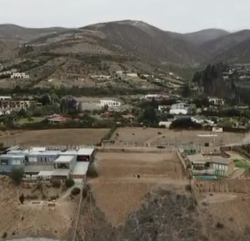 LINDA PARCELA EN CONDOMINIO LA CEBADA-LA SERENA