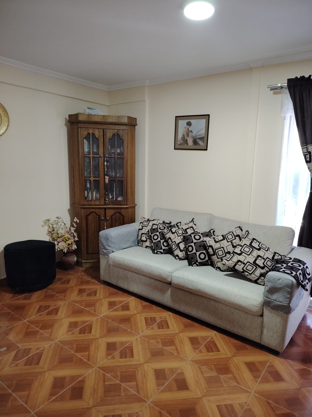 CASA FULL AMOBLADA-Año Corrido - SOLO EMPRESAS.-