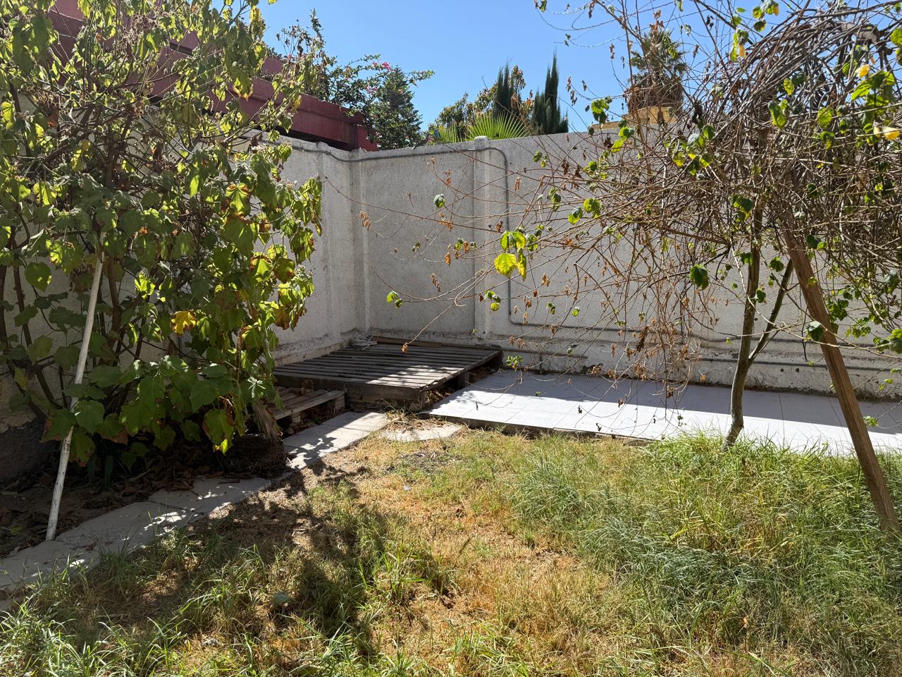 VILLA LAS AMAPOLAS - AMPLIA CASA.-