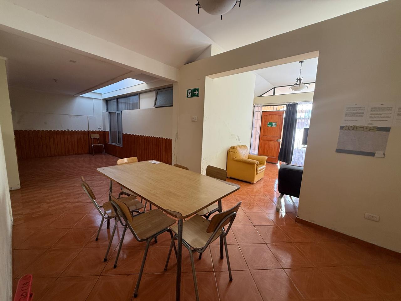 CENTRICA CASA A PASOS DE AV.COPAYAPU