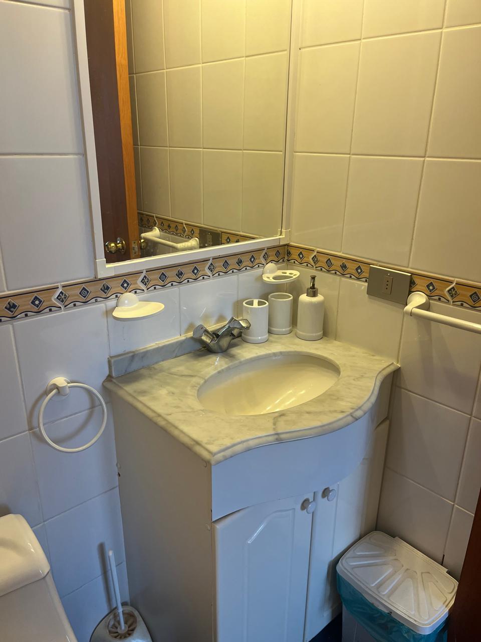 VENTA DEPTO. AMOBLADO UN AMBIENTE-PLENO CENTRO