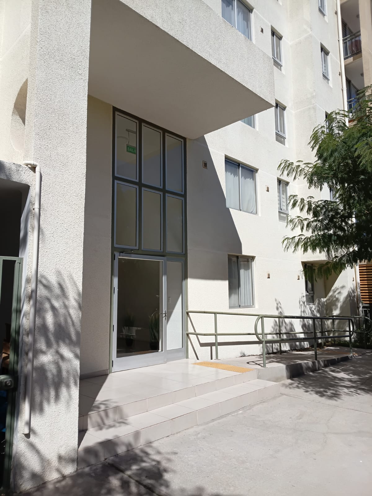 ARRIENDO COMODO DEPTO. FULL AMOBLADO EDIF. DOÑA JAVIERA