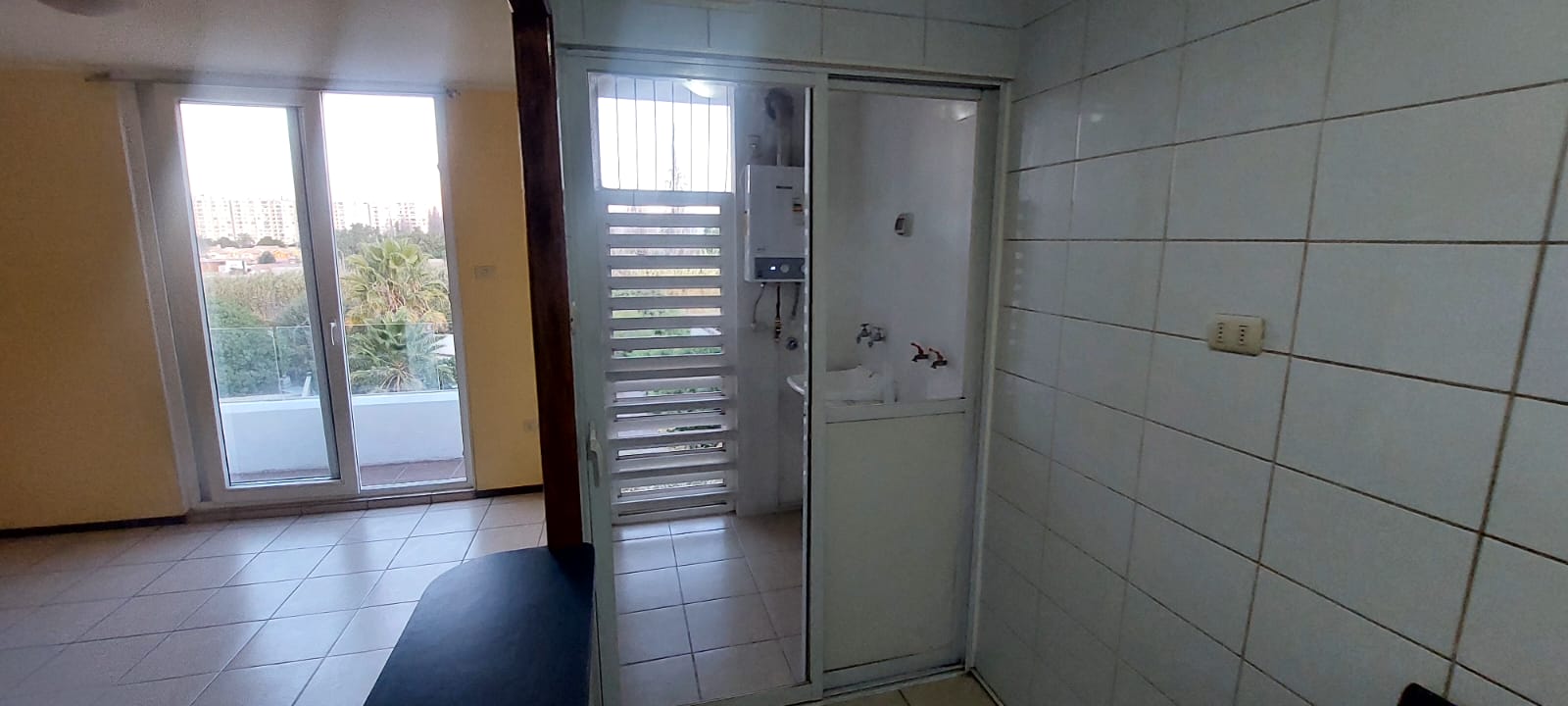 EXCEDLENTE DEPTO. COND. ESPACIO UNO