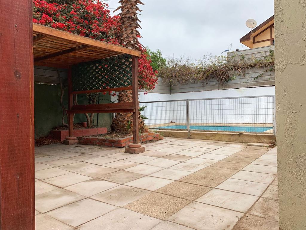 GRAN CASA PASAJE LOS OLIVOS (A PASOS DEL JUMBITO)