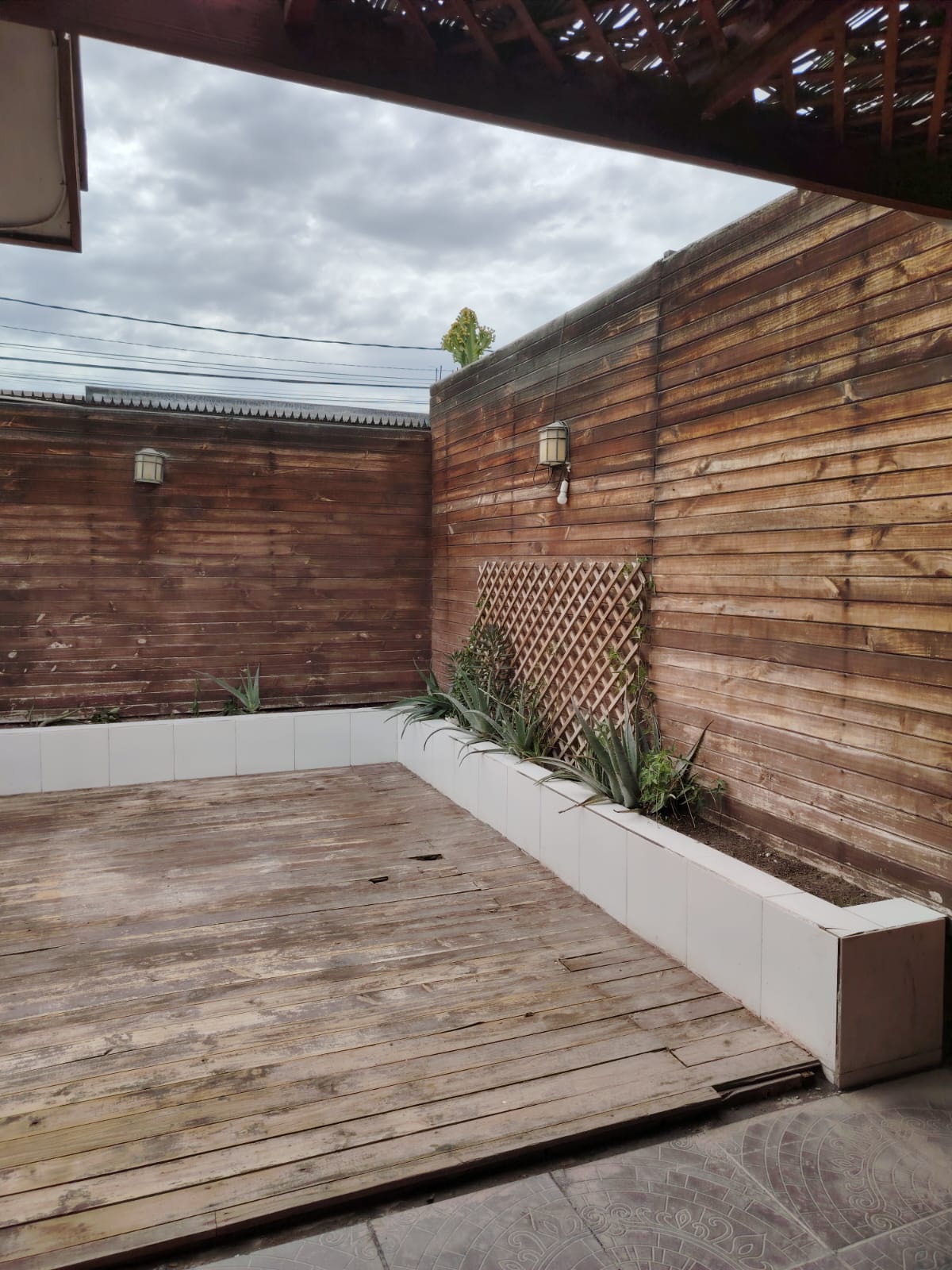 EXCELENTE CASA EN CONDOMINIO CERRADO-SECTOR PUNTA NEGRA