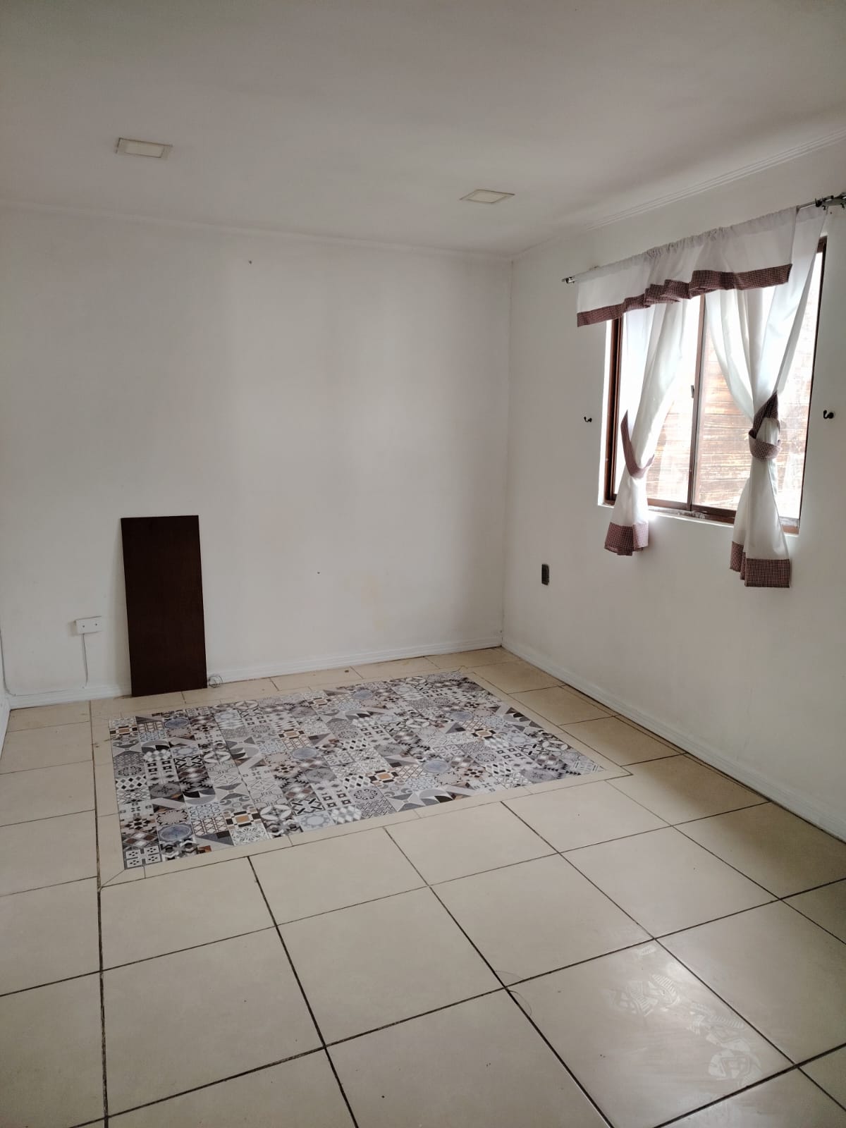 EXCELENTE CASA EN CONDOMINIO CERRADO-SECTOR PUNTA NEGRA