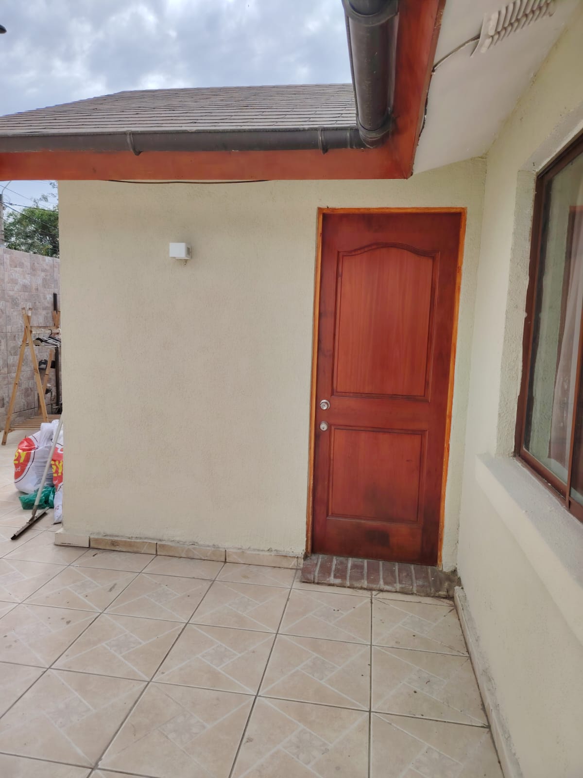 EXCELENTE CASA EN CONDOMINIO CERRADO-SECTOR PUNTA NEGRA