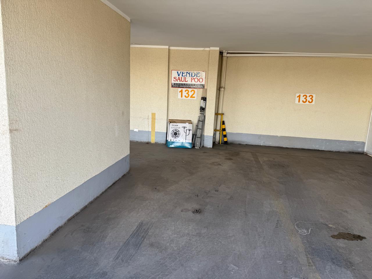 VENTA - ESTACIONAMIENTO  N°132.- EDIF. PARQUE ALAMEDA.-