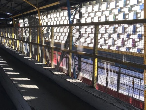 VENTA OPORTUNIDAD - GIMNASIO TIERRA AMARILLA.- 
