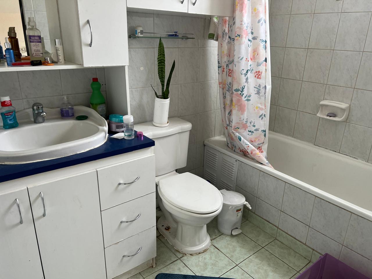 CASA DOS PISOS VILLA AMANECER