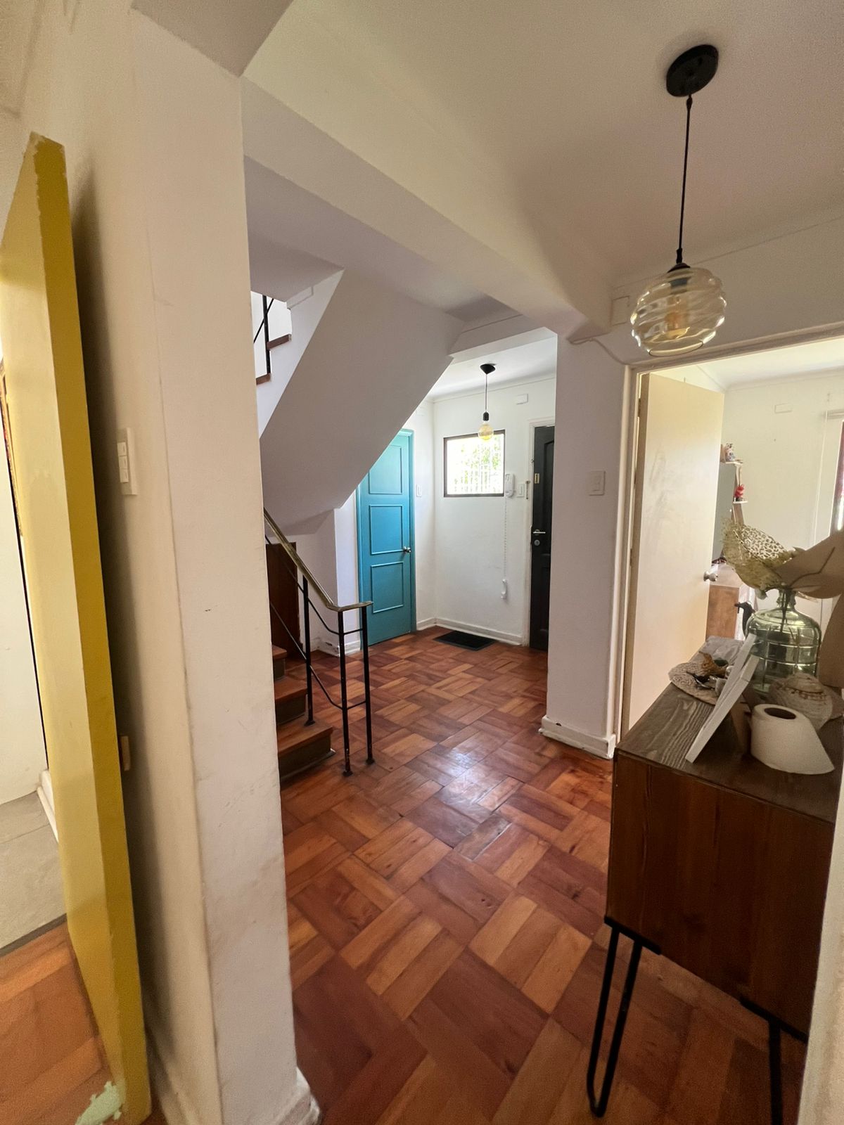 GRAN CASA SECTOR RESIDENCIAL - CALLE SAN ROMAN.-