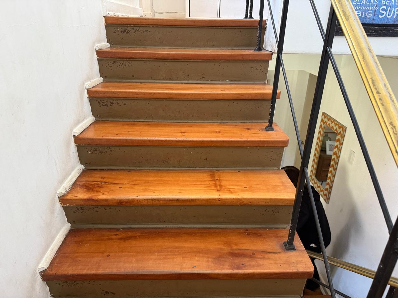 GRAN CASA SECTOR RESIDENCIAL - CALLE SAN ROMAN.-