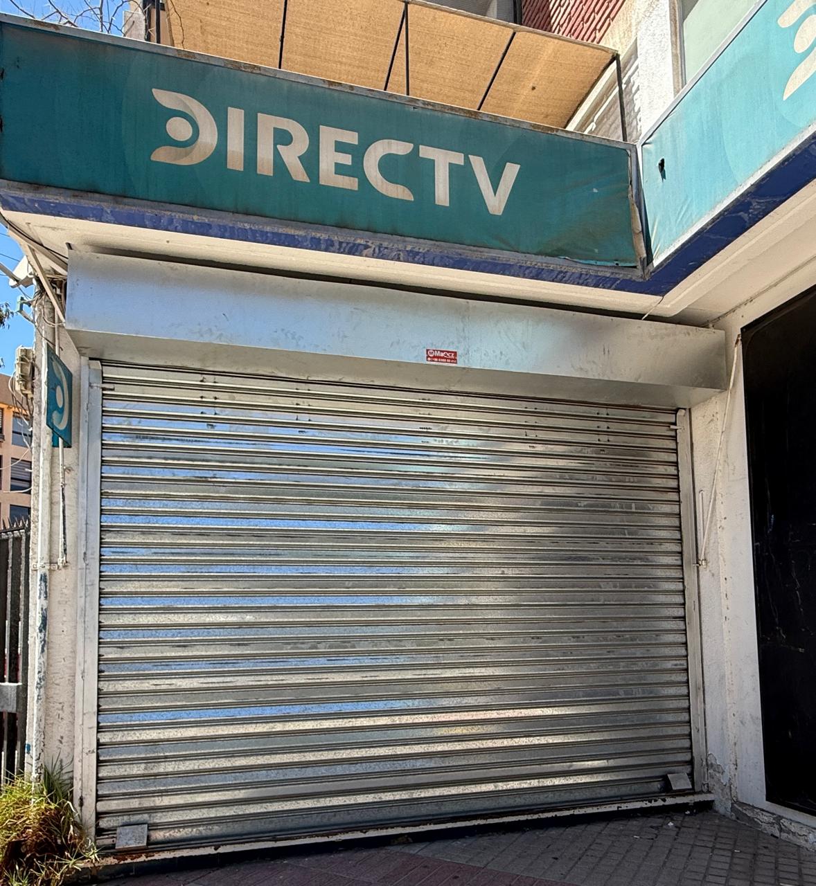 LOCAL COMERCIAL A PASOS DE PLAZA DE ARMAS.-