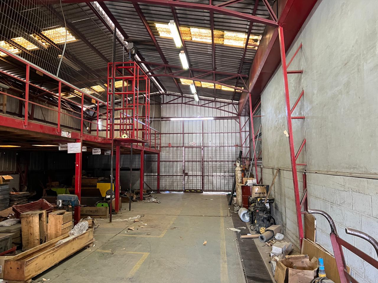 GRAN GALPON INDUSTRIAL- EX DETROIT