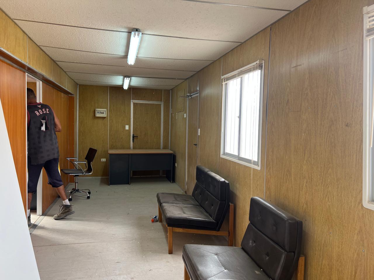 TERRENO, GALPON Y OFICINAS CUESTA CARDONES S/N L2