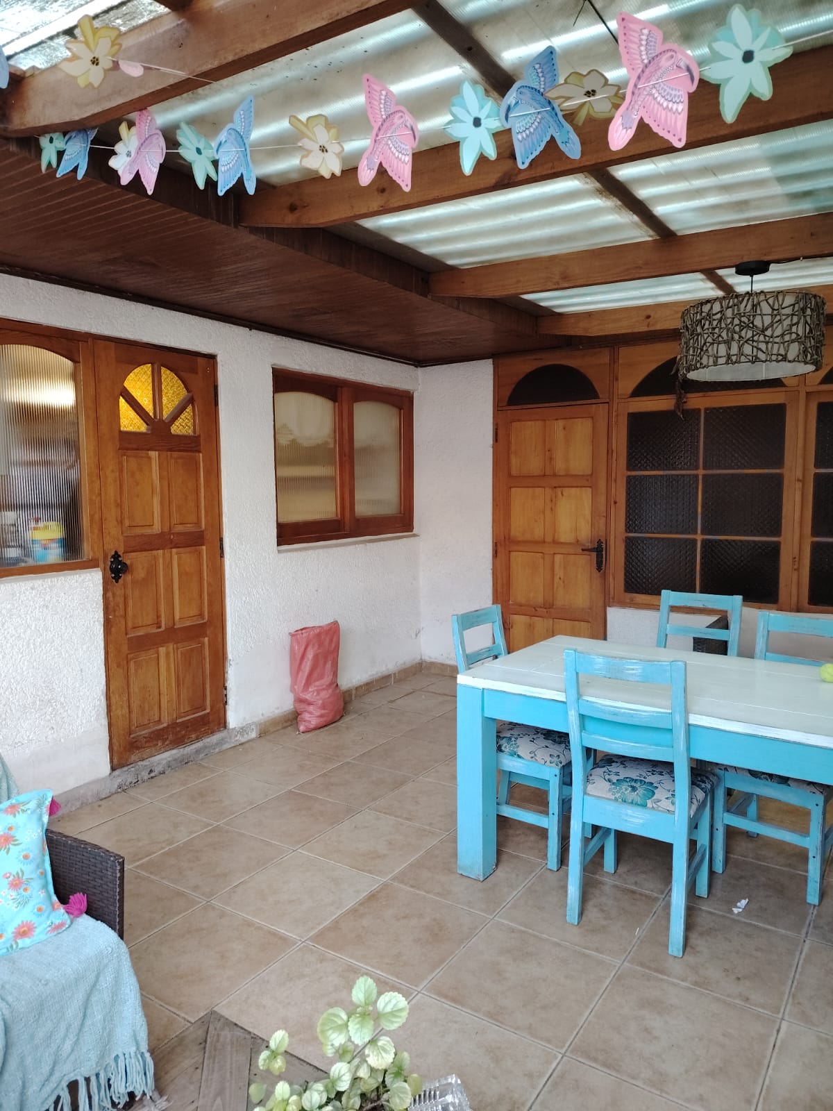 CASA AVENIDA LOS CARRERA - PRINCIPALMENTE EMPRESAS.-