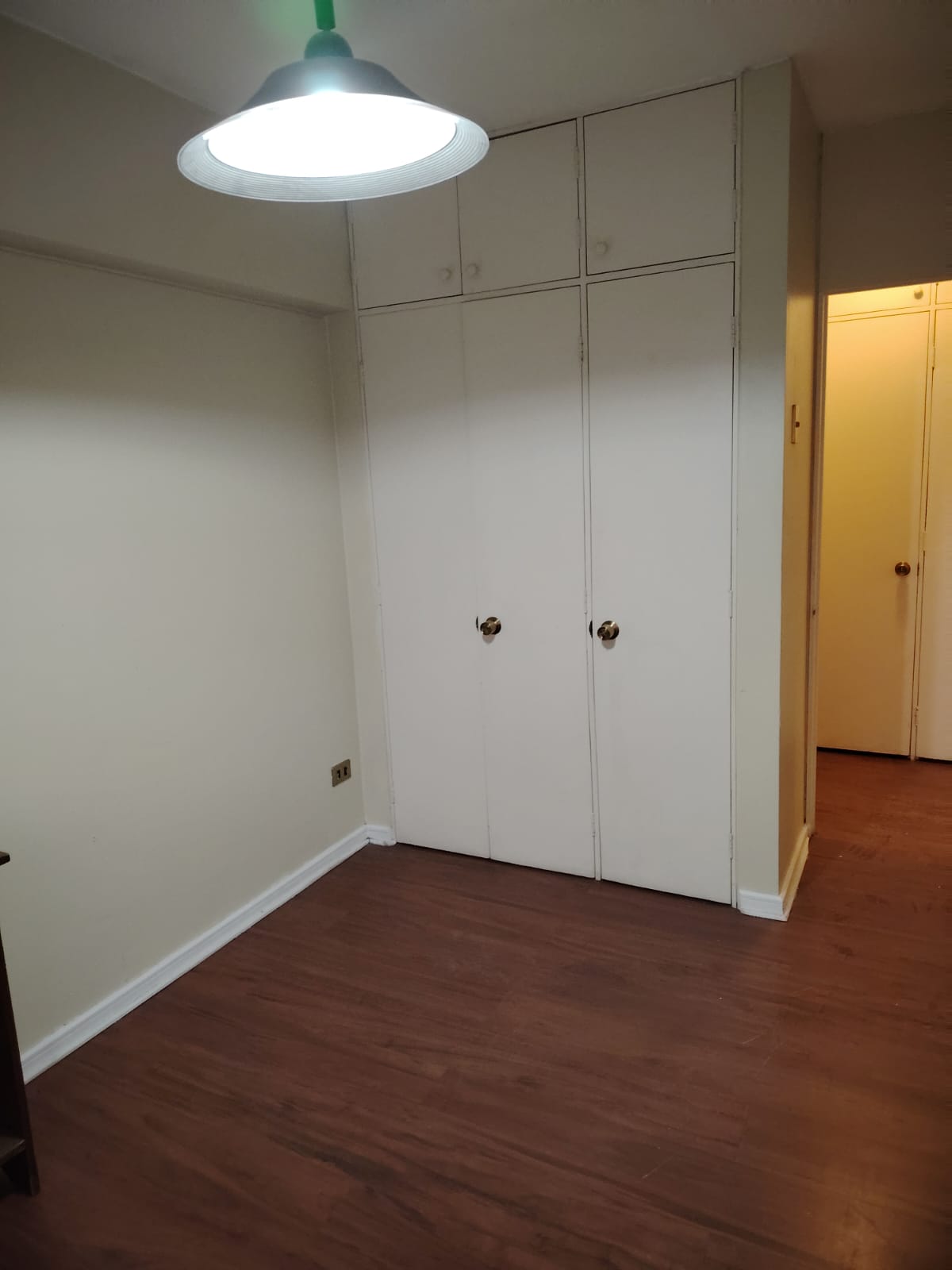 EDIFICIO PLAZA REAL - PLENO CENTRO.-