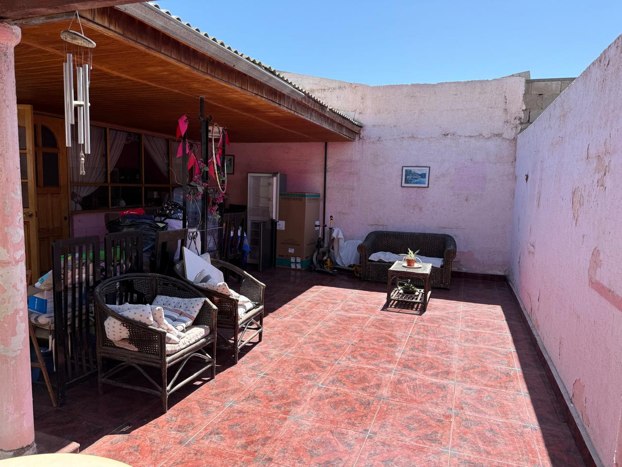 EXCELENTE INVERSION A PASOS DE TRIBUNALES.-