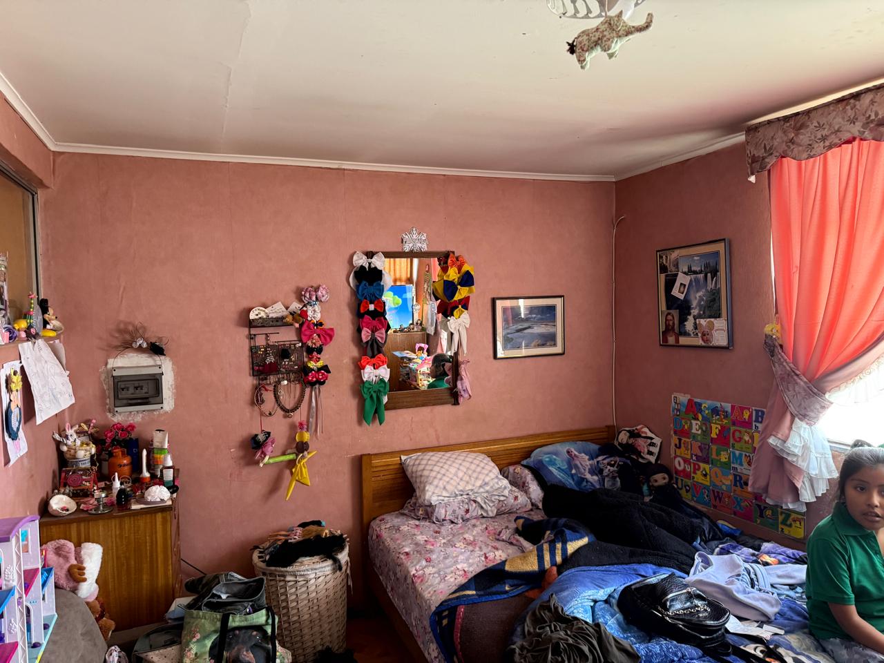 EXCELENTE INVERSION A PASOS DE TRIBUNALES.-