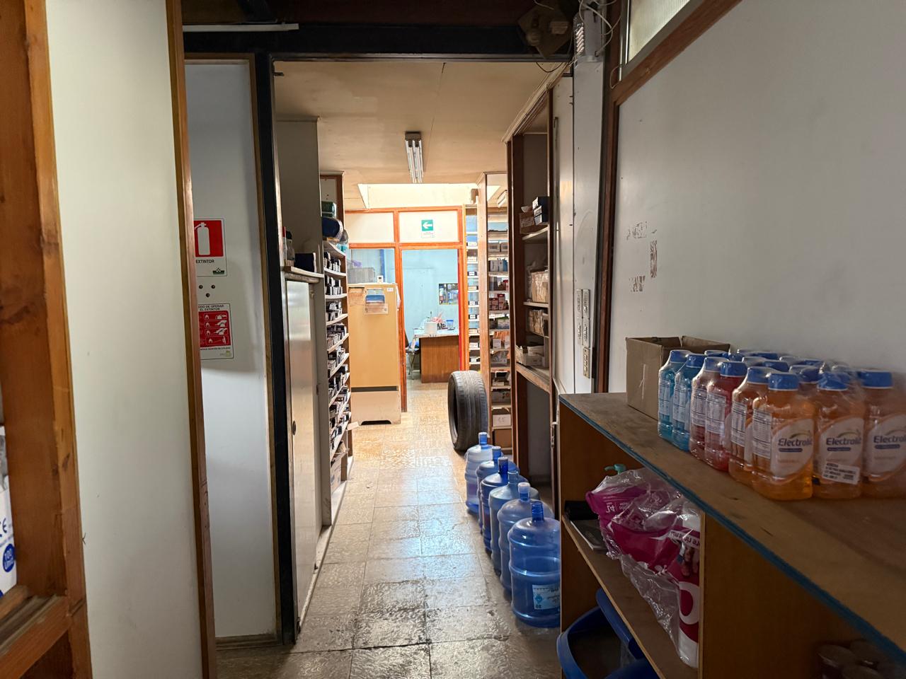 LOCAL COMERCIAL-PREFERENTEMENTE FARMACIA