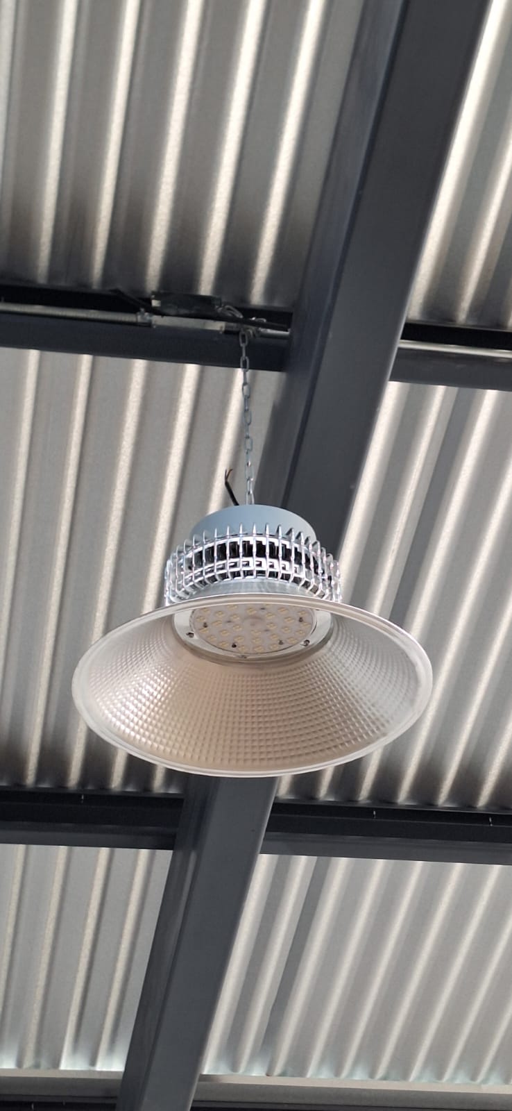 OFICINA MAS GALPONES - CALLE ATACAMA.-