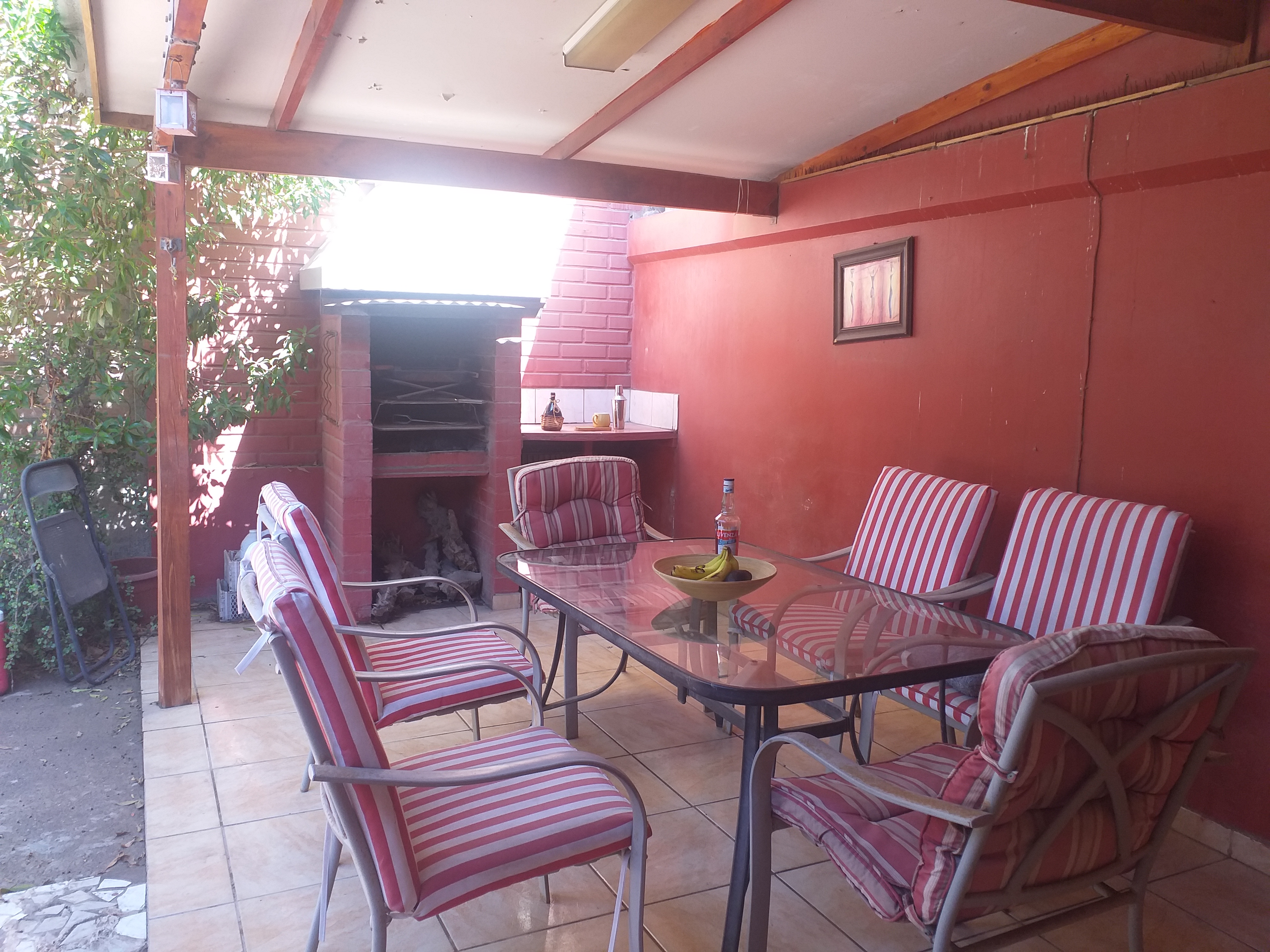 VILLA ARBOLEDA - PRINCIPALMENTE ESTUDIANTES/EMPRESAS.-