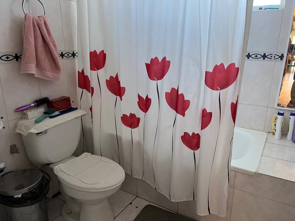 GRAN CASA HUESPEDES O EMPRESAS.-