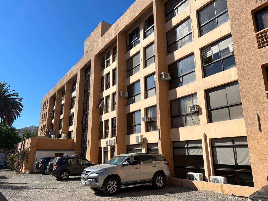 PLENO CENTRO - OFICINA - EDIFICIO VALLE COPIAPO.-