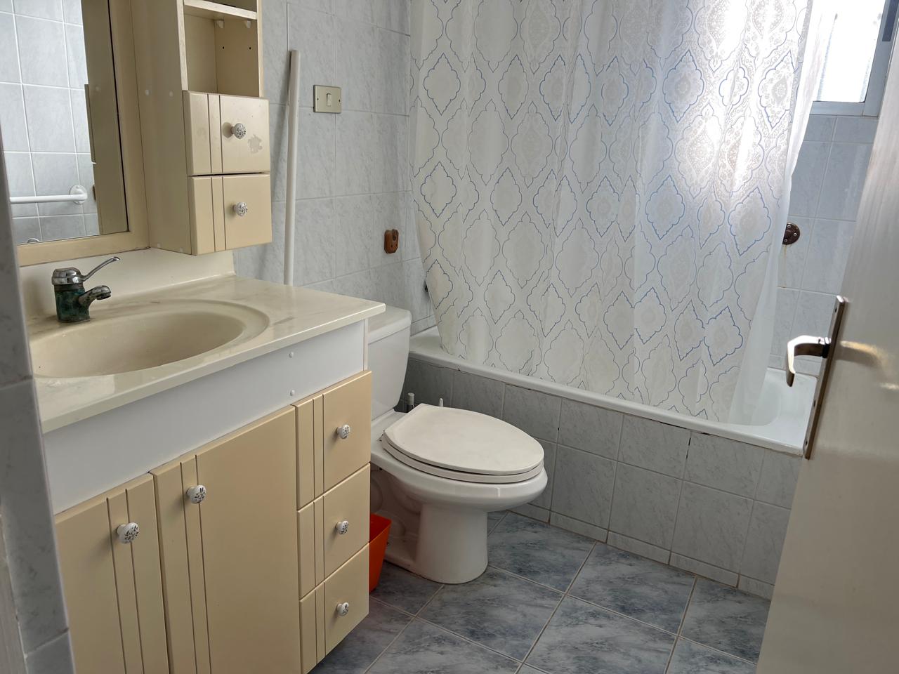 CASA SECTOR RESIDENCIAL.-